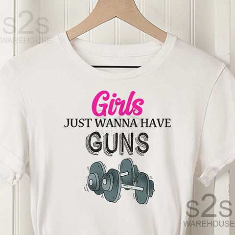 Girls wanna have Guns